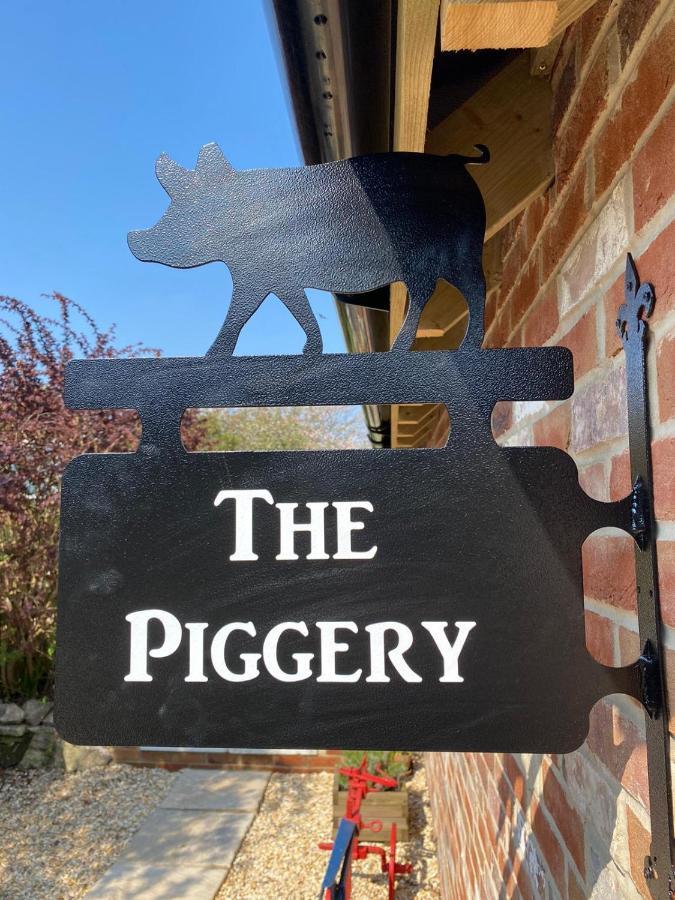 The Piggery At The Cottage 伍尔 外观 照片