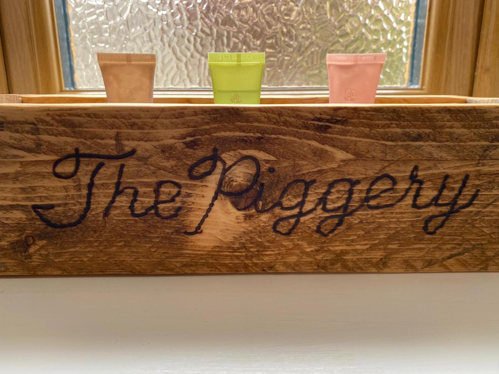 The Piggery At The Cottage 伍尔 外观 照片